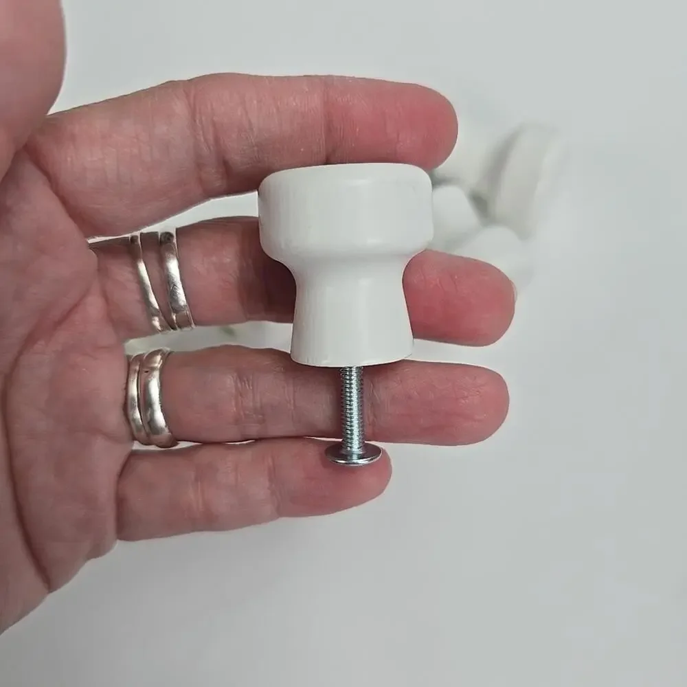IKEA Lot of 6 ODLINGSGRANS ODLINGSGRÄNS Knob White 1 1/16